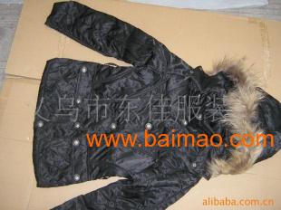 義烏東佳服裝廠 一站式批發(fā)供應(yīng)庫(kù)存服裝、日用品、圣誕禮品與小五金